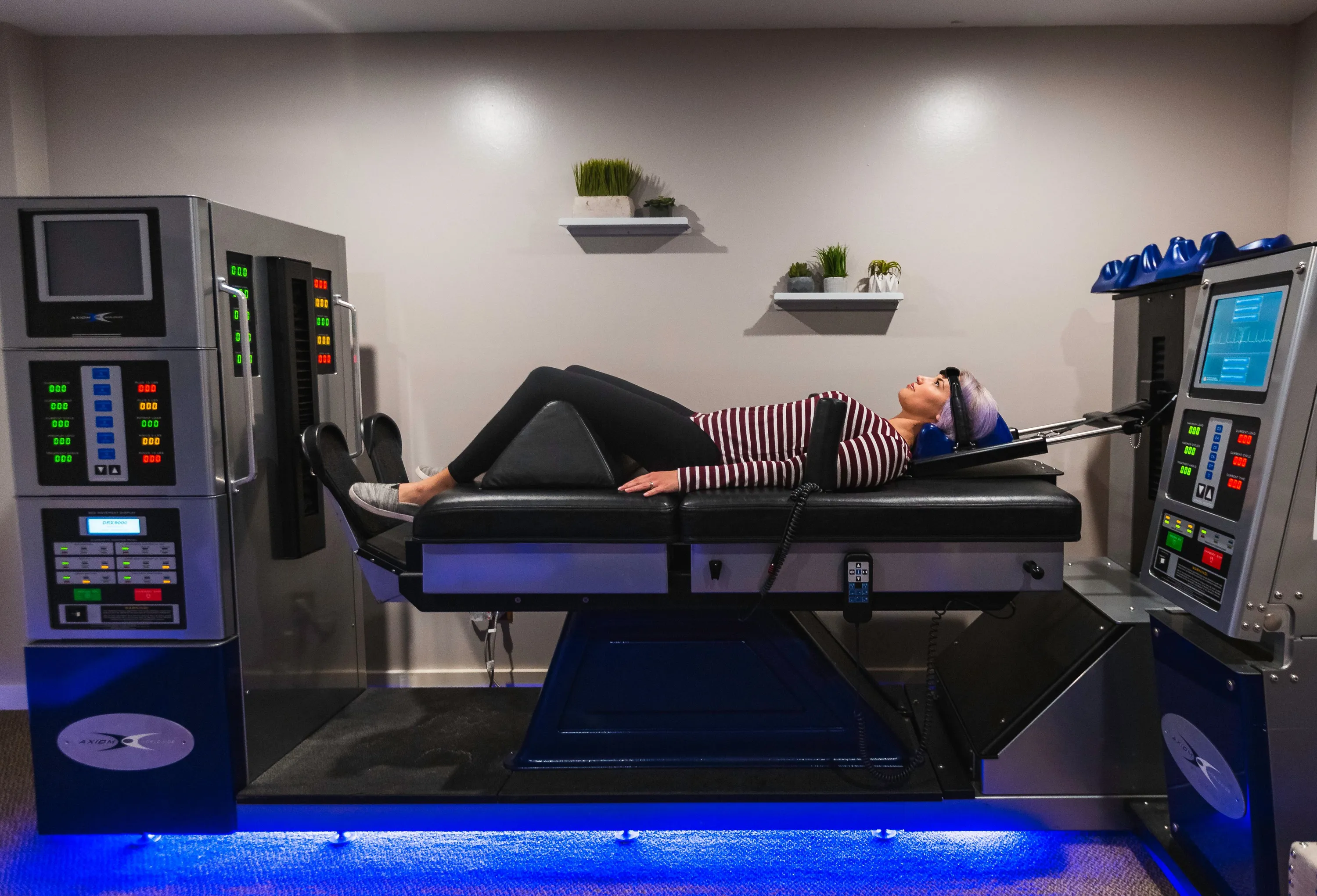 DRX-9000 Spinal Decompression Table at Semlow Chiropractic